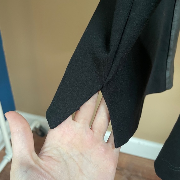 J McLaughlin women’s professional blouse business casual black size small career - Picture 4 of 5